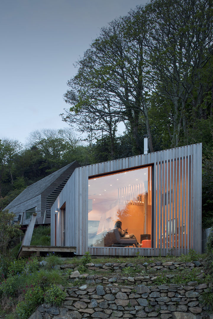 homify Maisons préfabriquées Bois Effet bois