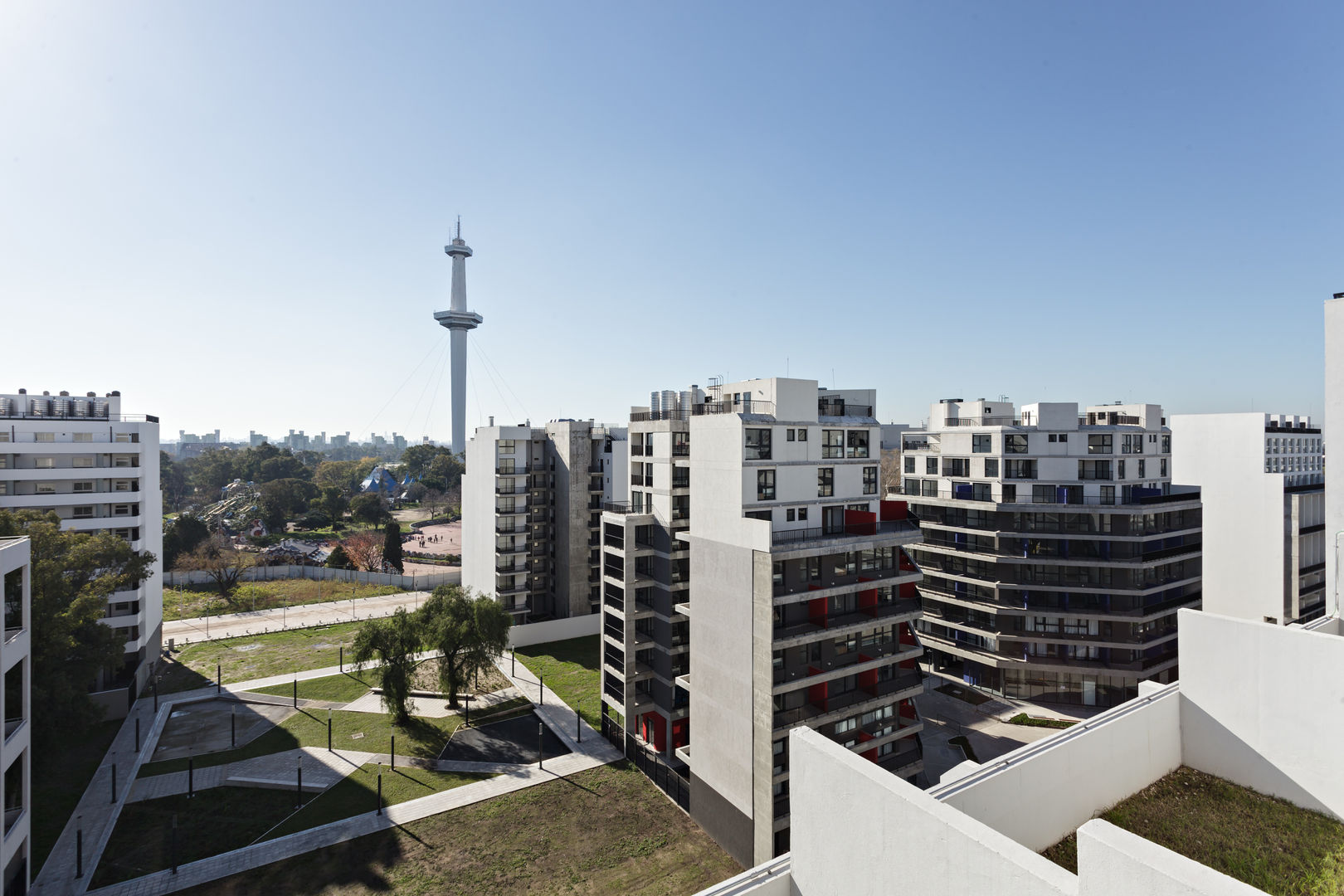 Proyecto de Viviendas para la Villa Olímpica por SMF Arquitectos, SMF Arquitectos / Juan Martín Flores, Enrique Speroni, Gabriel Martinez SMF Arquitectos / Juan Martín Flores, Enrique Speroni, Gabriel Martinez Habitats collectifs