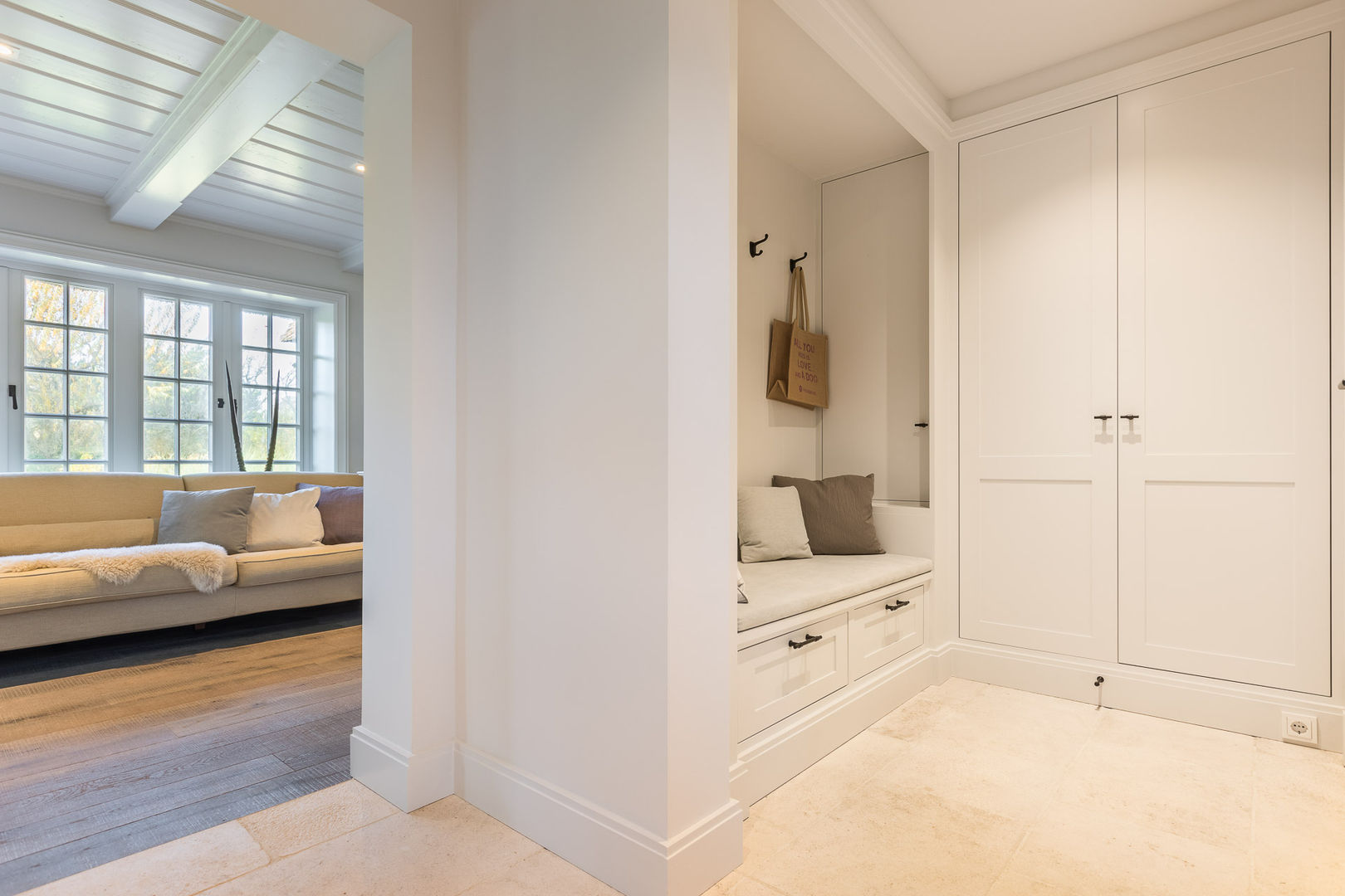 homify Kırsal Koridor, Hol & Merdivenler