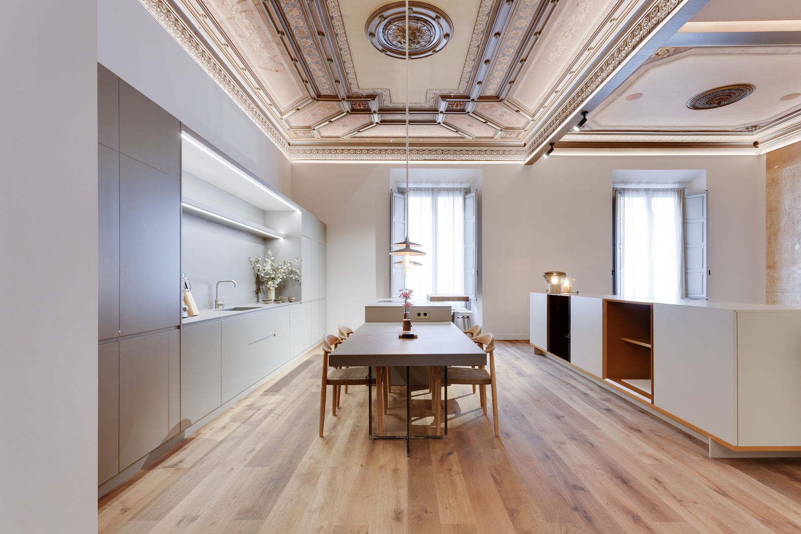 LOFT GIRONA, Lara Pujol | Interiorismo & Proyectos de diseño Lara Pujol | Interiorismo & Proyectos de diseño 지중해스타일다이닝 룸