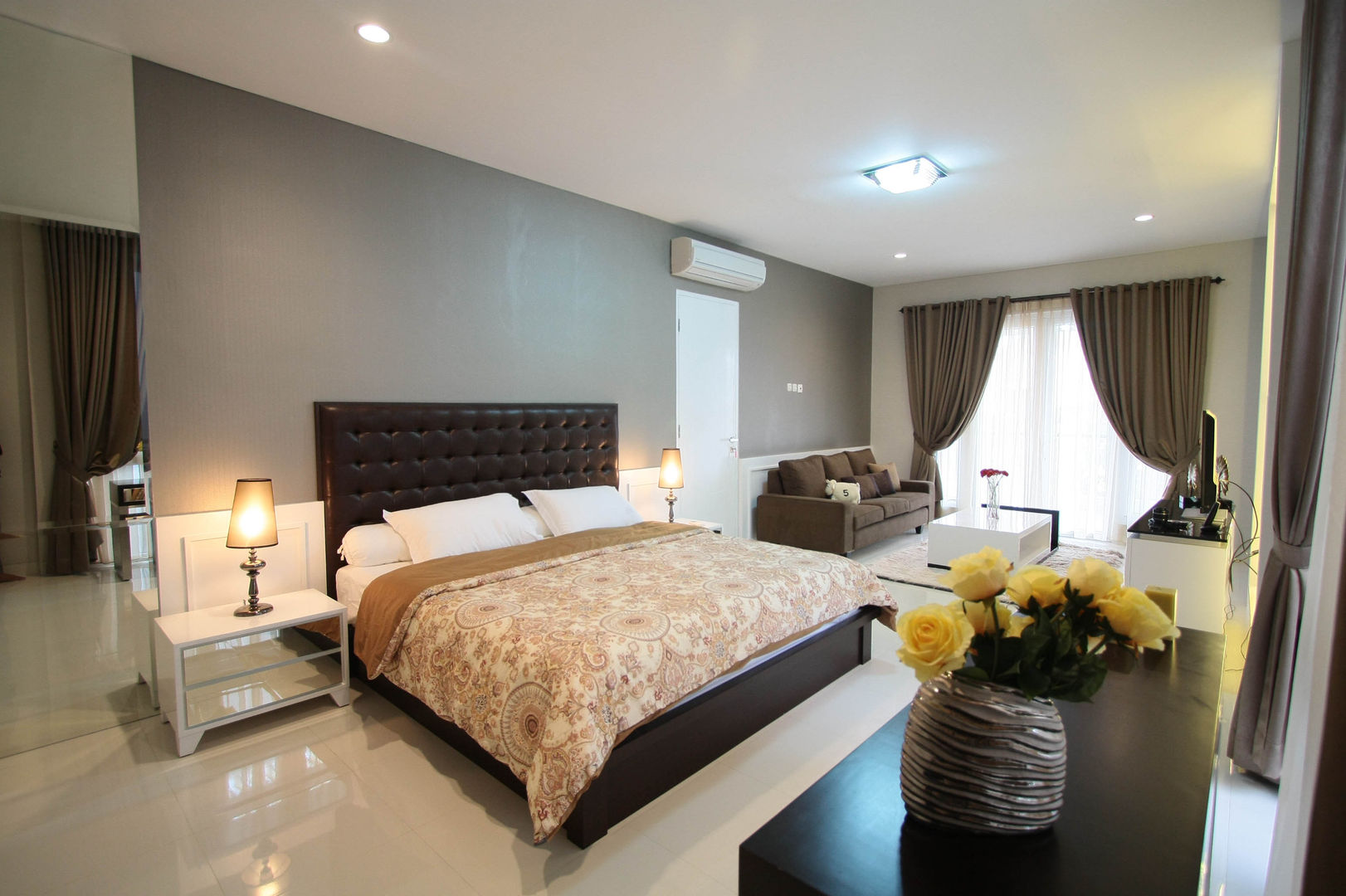 Rumah Raffles Hills Cibubur, Exxo interior Exxo interior Phòng ngủ phong cách hiện đại