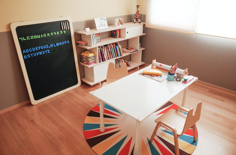 아이방을 위한 스노우책상 , 토끼네집 토끼네집 Modern nursery/kids room Desks & chairs