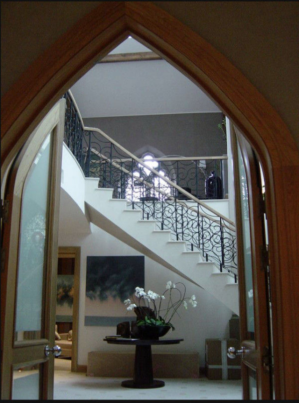 homify Modern Corridor, Hallway and Staircase