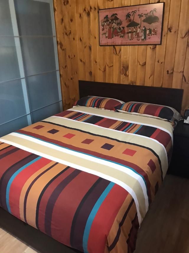 Dormitorio principal Construcción de casetas de Madera en Madrid Cuartos de estilo rústico Madera Acabado en madera