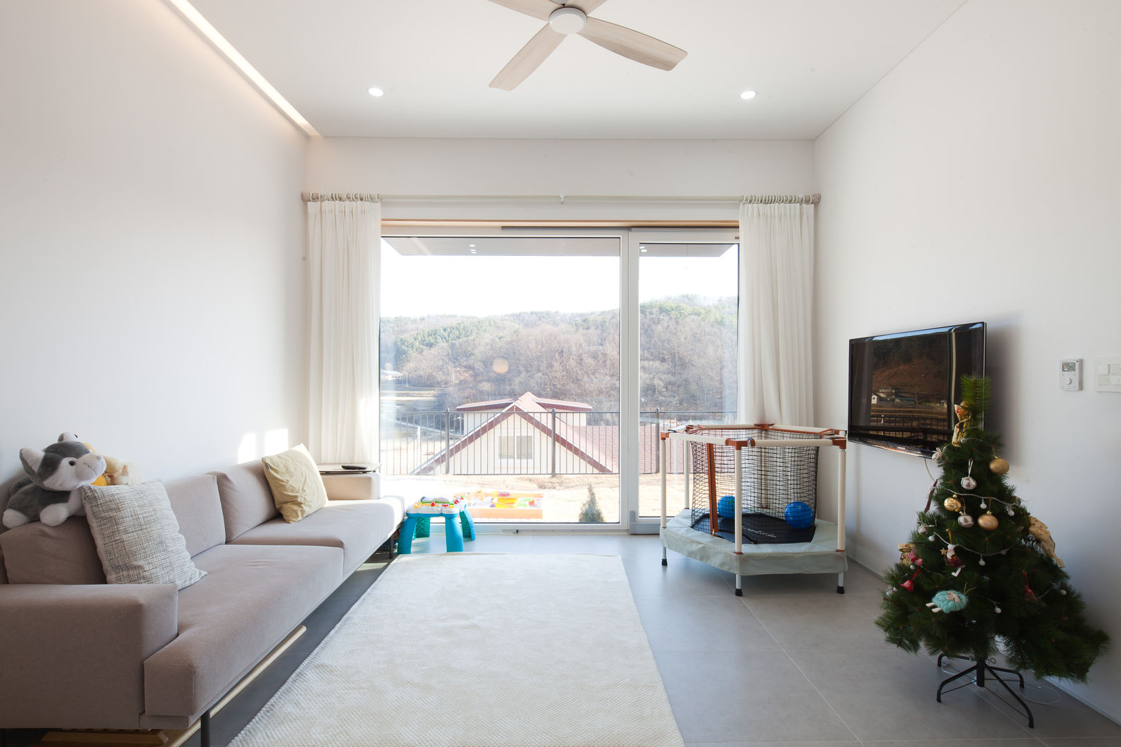 [양평전원주택] 양평군 양서면 도곡리 전원주택 실내/실외, 위드하임 Withheim 위드하임 Withheim Modern living room