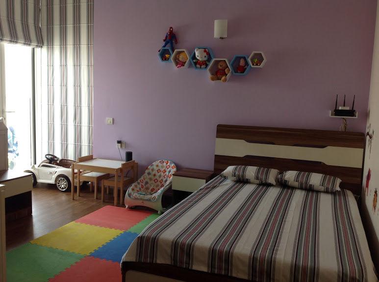 Residence @ Victory valley, Gurgaon, INTROSPECS INTROSPECS Dormitorios infantiles