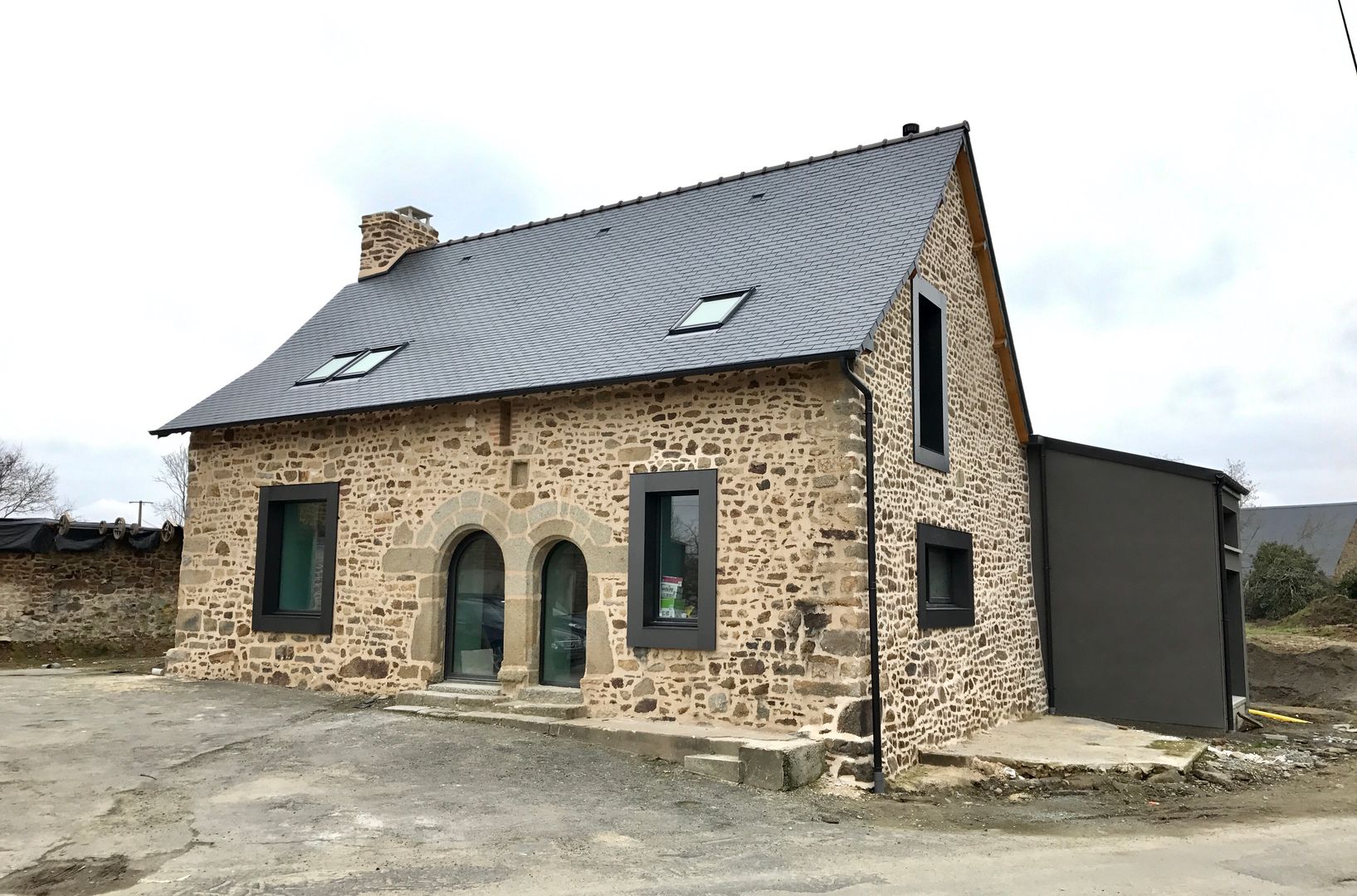 Restructuration et extension d'une maison ancienne, Créateurs d'Interieur Créateurs d'Interieur منزل عائلي صغير