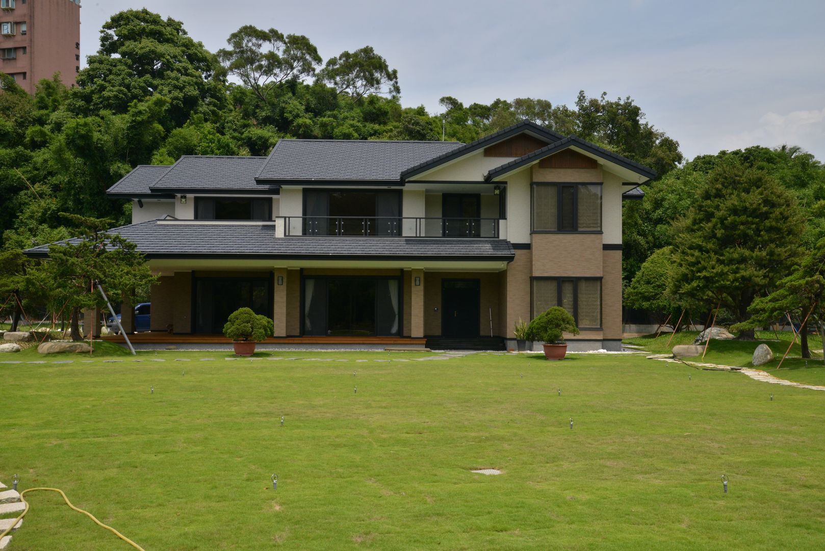 日式鋼骨結構-風城寶山, 翔霖營造有限公司 翔霖營造有限公司 Casas de campo