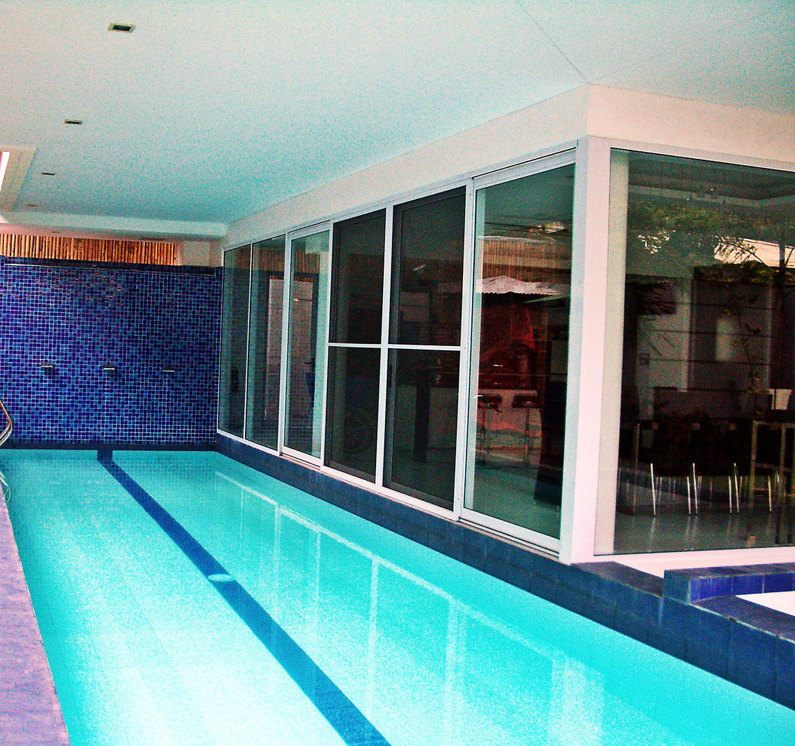 Bel Air Residence, Architect Manila Architect Manila Moderne zwembaden
