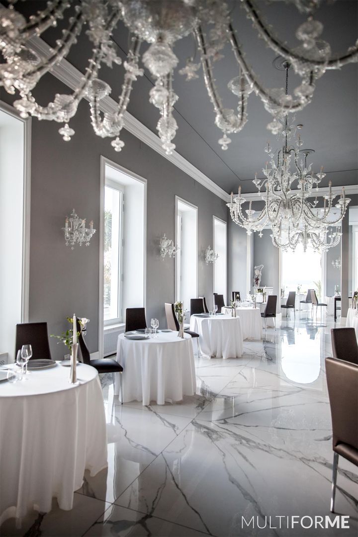 Crystal Chandeliers and Murano Chandeliers for Luxury Hotel in Sanremo, MULTIFORME® lighting MULTIFORME® lighting Комерційні приміщення Готелі