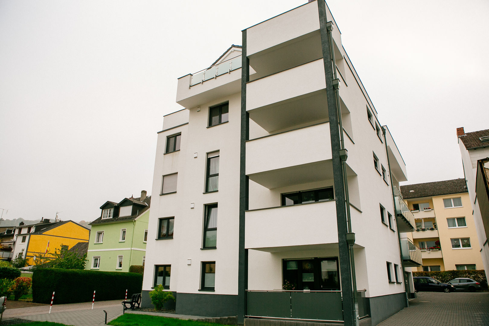 Mehrfamilienhaus, Massivhaus Rhein Lahn Massivhaus Rhein Lahn Modern houses