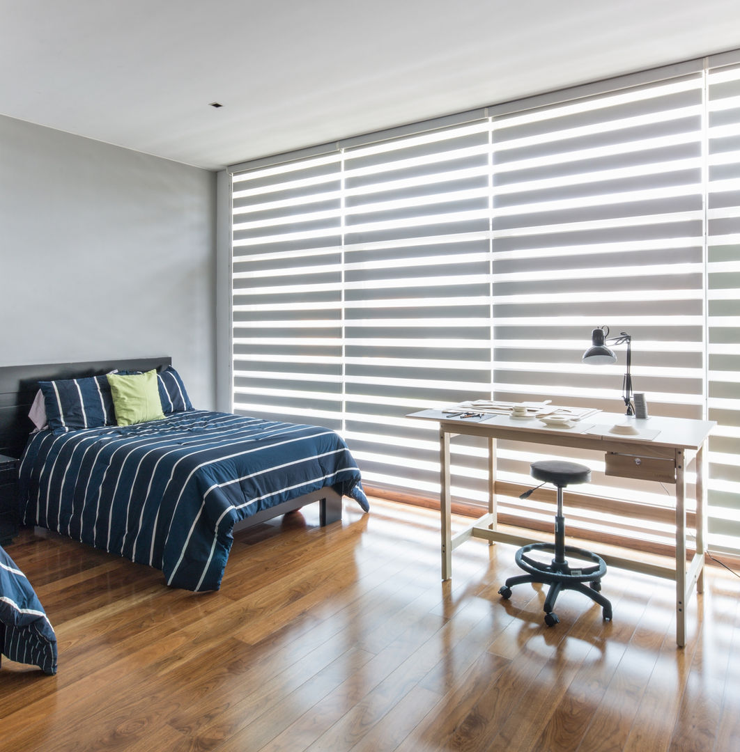 Casa Moderna en San Luis Potosí, TaAG Arquitectura TaAG Arquitectura Small bedroom