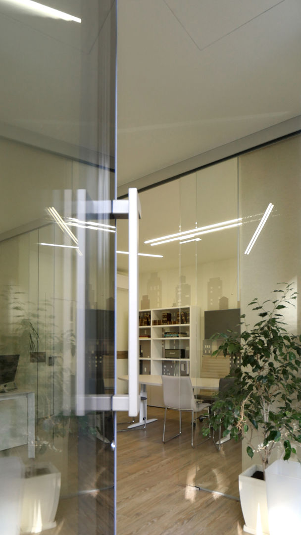 Progetto di uno Studio Immobiliare a Roma, Pamela Tranquilli Pamela Tranquilli Ruang Komersial Kantor & toko