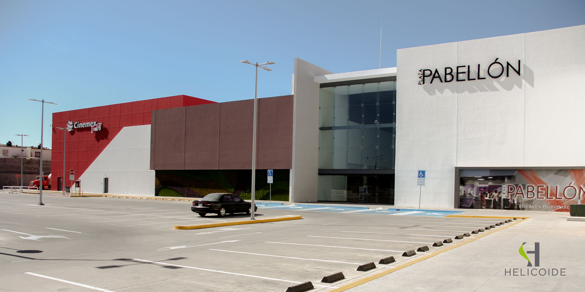 Plaza Pabellón Culiacan, Helicoide Estudio de Arquitectura Helicoide Estudio de Arquitectura Spazi commerciali Centri commerciali