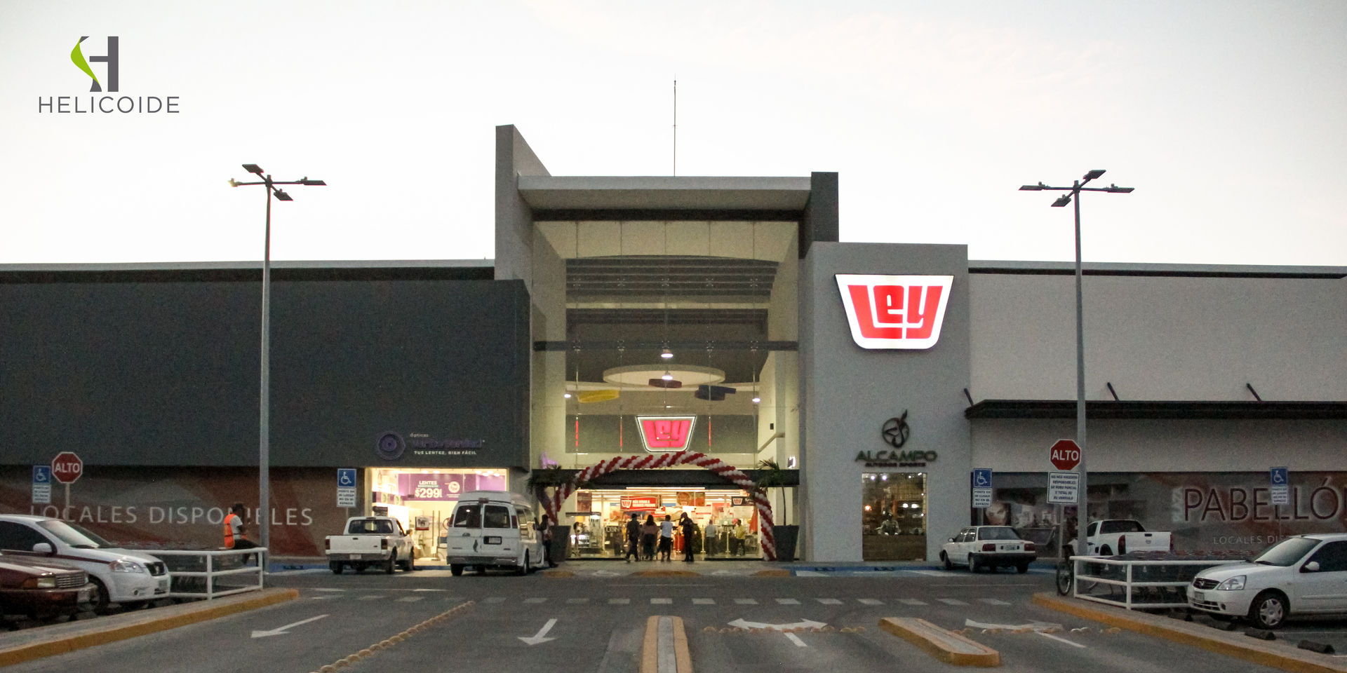 Plaza Pabellón Culiacan, Helicoide Estudio de Arquitectura Helicoide Estudio de Arquitectura Commercial spaces Shopping Centres