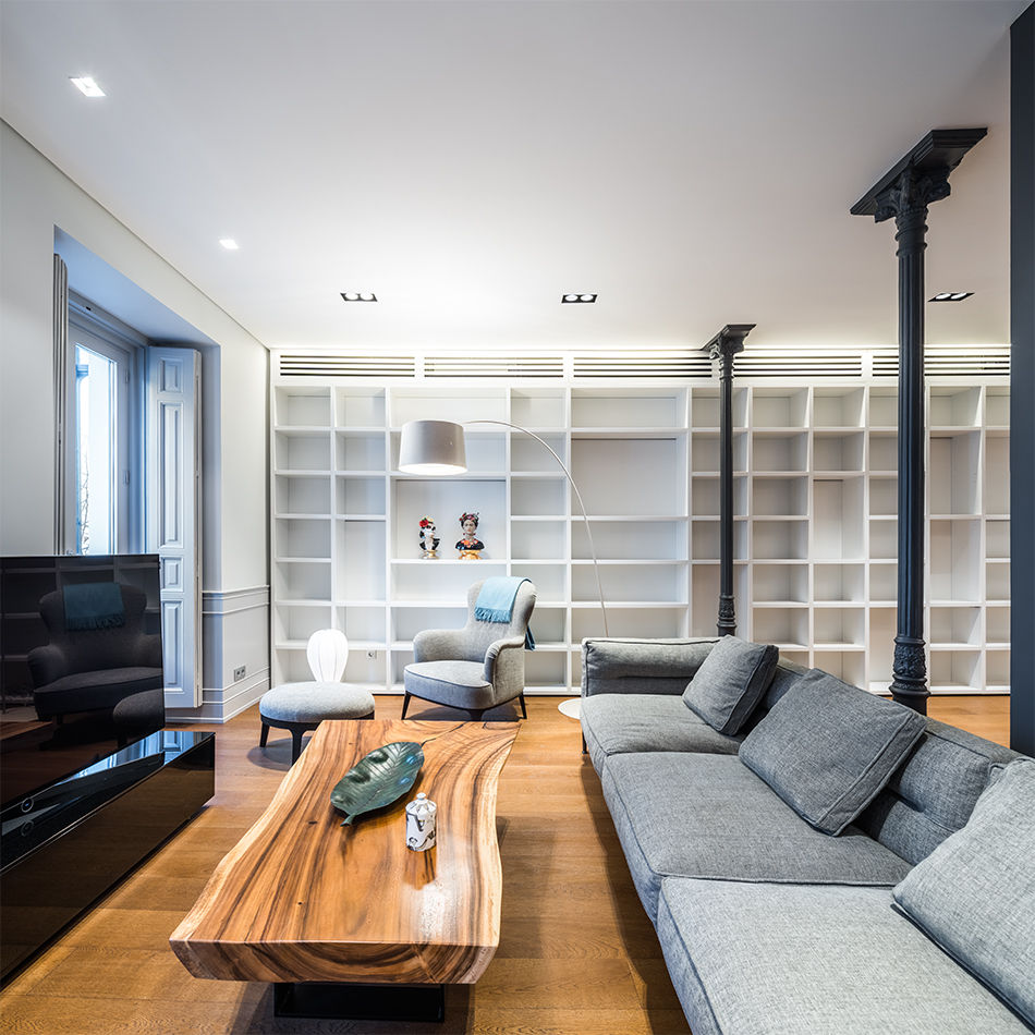 Reforma integral de un piso clásico en Madrid, AGi architects arquitectos y diseñadores en Madrid AGi architects arquitectos y diseñadores en Madrid Classic style living room