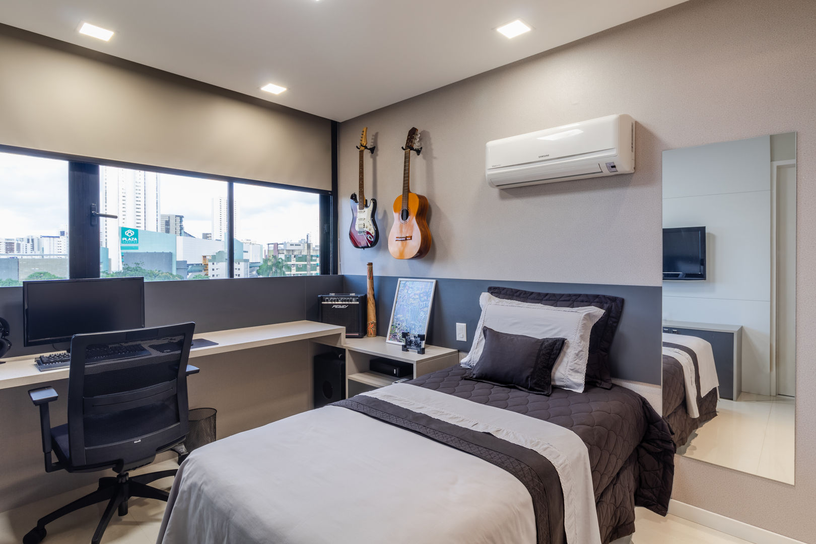 Reforma em Apartamento com toque classico e moderno, em tons claros, Arquitetura Sônia Beltrão & associados Arquitetura Sônia Beltrão & associados Moderne Esszimmer MDF