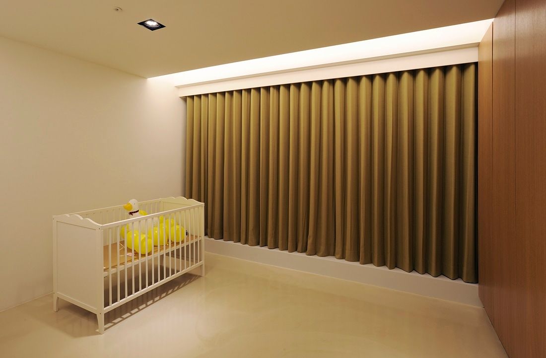 嬰兒房先簡單留白為未來預留 直方設計有限公司 Baby room