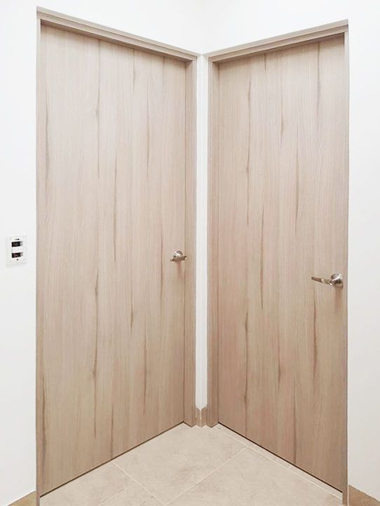 Puertas de Intercomunicación Idee diseño & mobiliario Puertas de madera Derivados de madera Transparente puertas