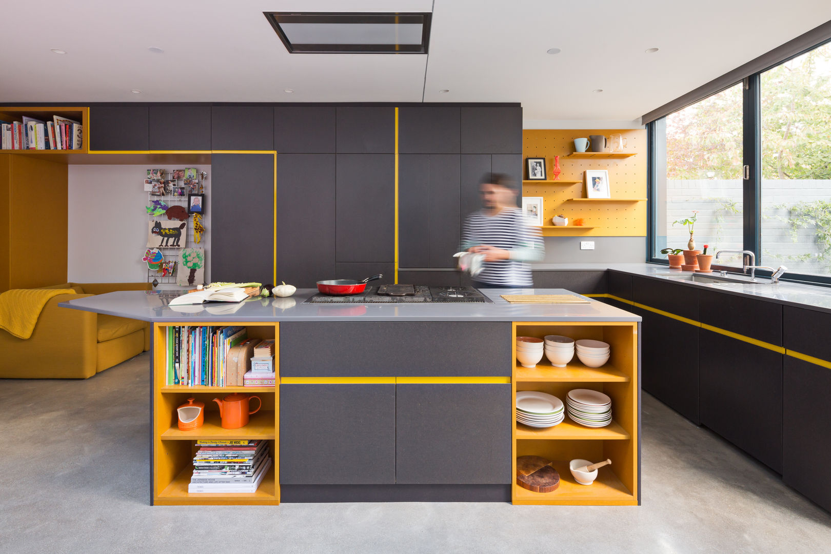 Kitchen Shape London Built-in kitchens