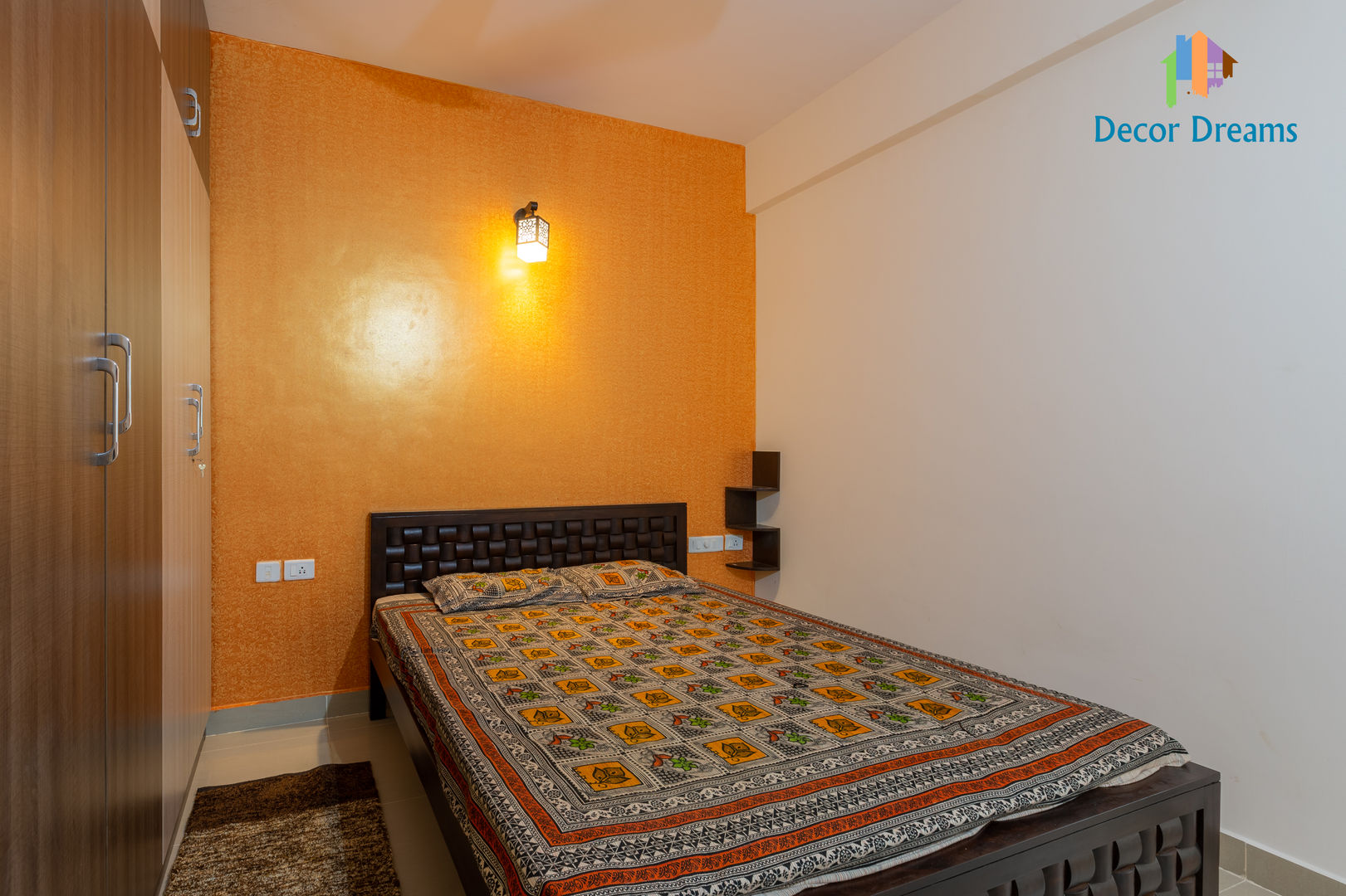 Valmark Aastha, 3 BHK - Mr. Anup & Ms. Harshitha, DECOR DREAMS DECOR DREAMS Modern style bedroom
