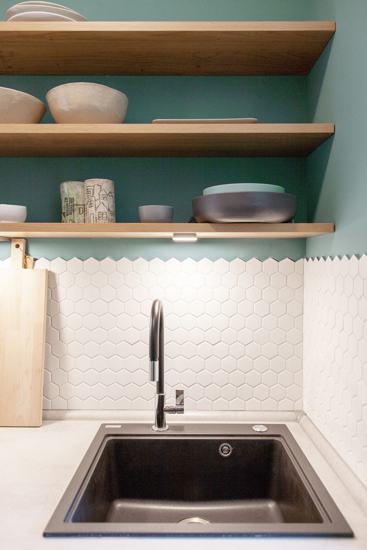 Sustainable, minimalist kitchen renovations Raini Peters Interior Design + Styling Cozinhas minimalistas