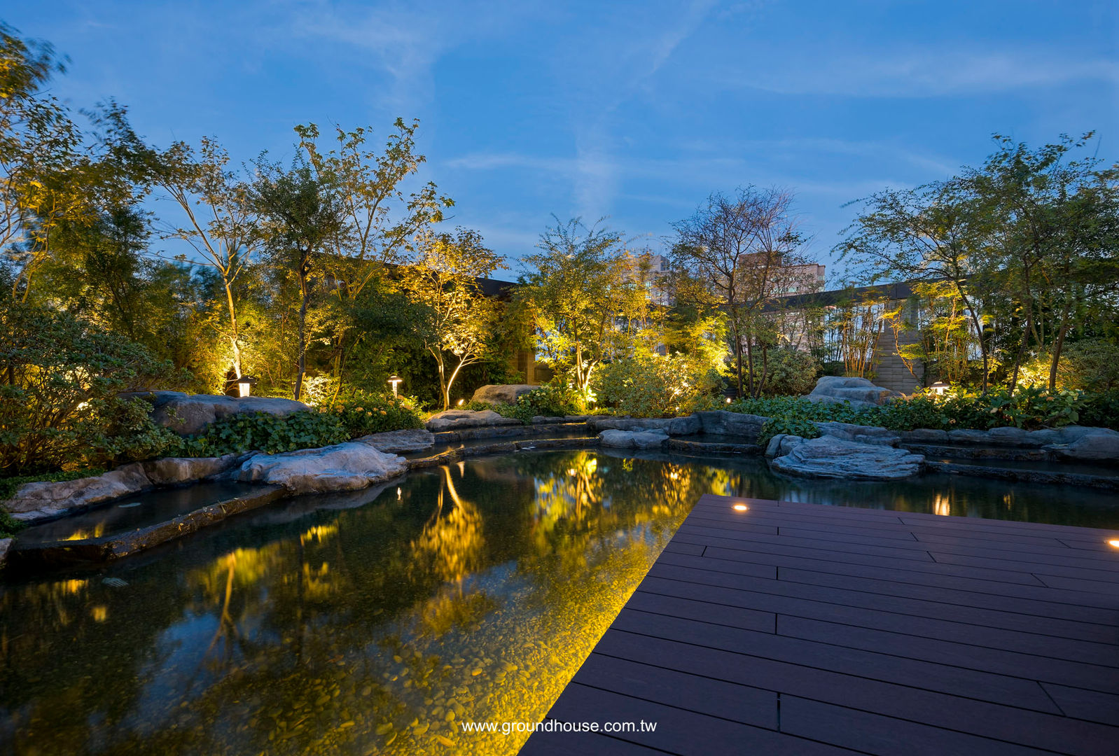 大型空中景觀花園, 大地工房景觀公司 大地工房景觀公司 Bedrijfsruimten Kantoorgebouwen