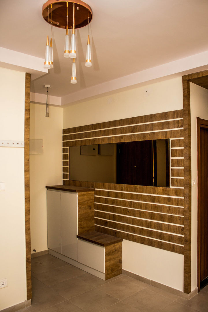 Nikoo Homes bhartiya City Bangalore, SSDecor SSDecor モダンデザインの リビング エンジニアリングウッド 透明