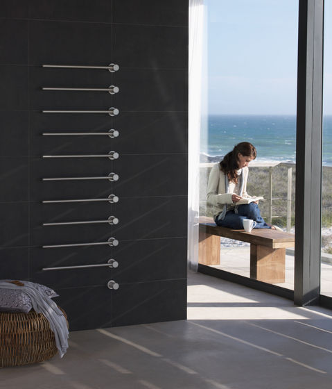 toallero Radiante Vola T39, Arquideco Arquideco Minimalist bathroom Fittings