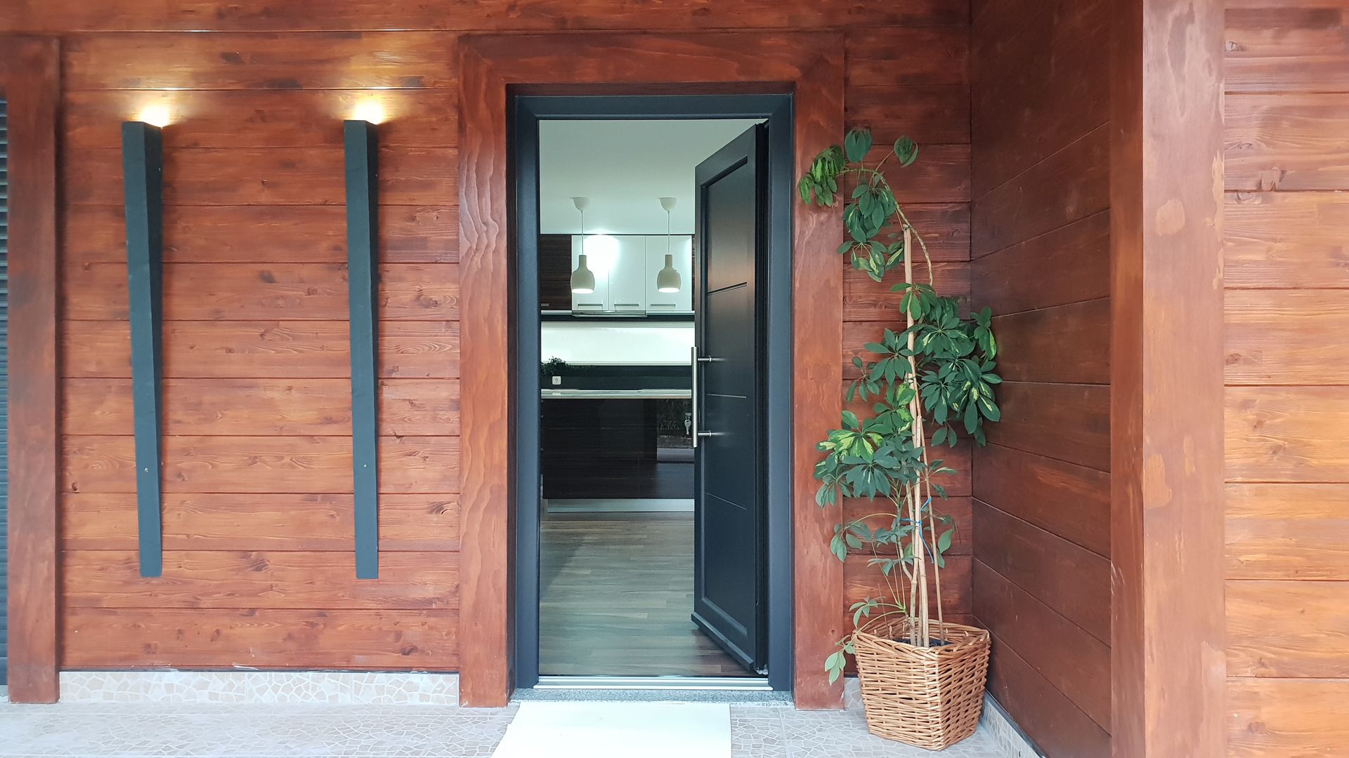 T2, com Garagem + Grill - Casa em Madeira - Tarouca, Breathe House Breathe House Front doors Plastic