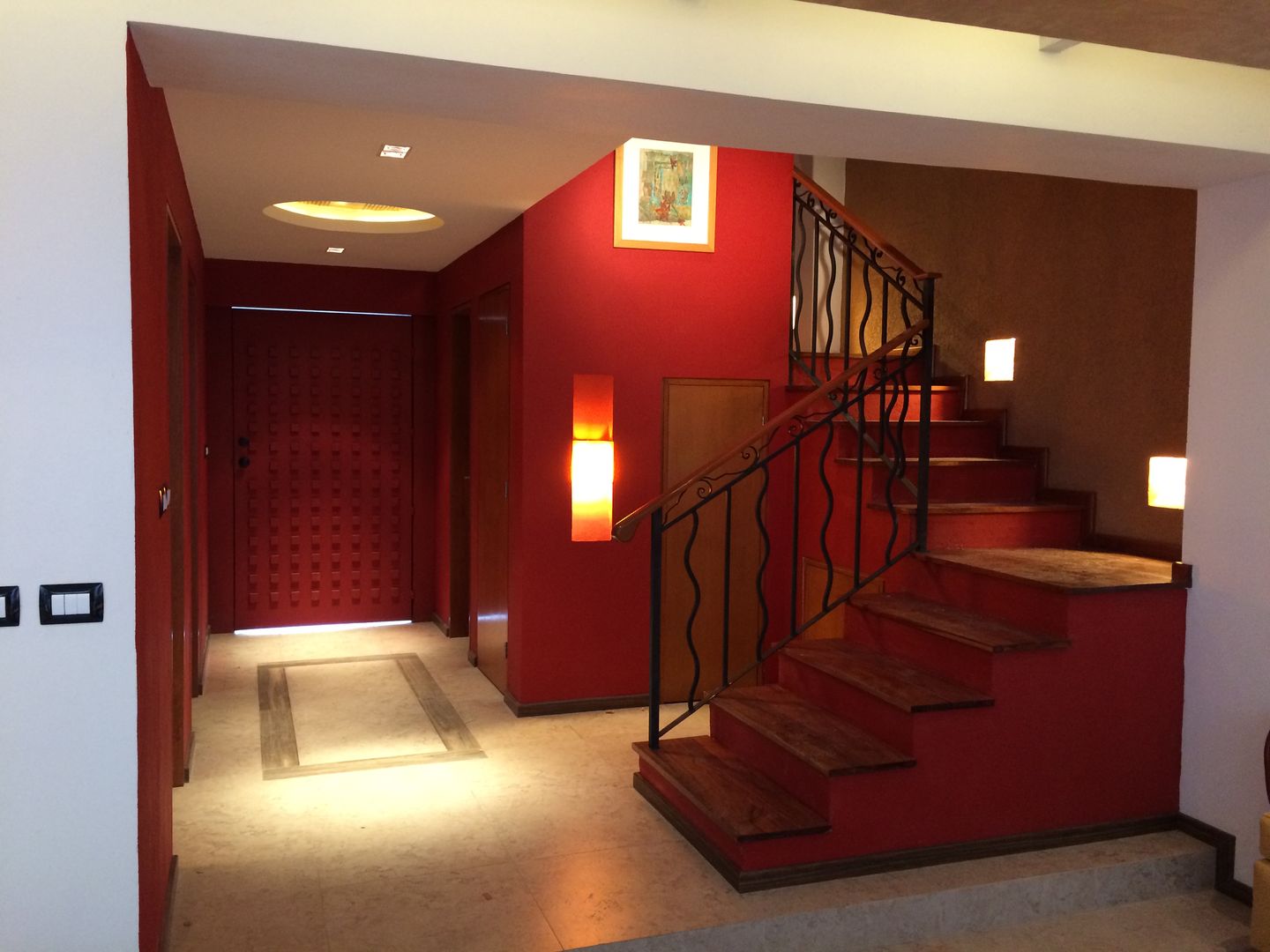 CASA CHIMALISTAC, espatium arquitectos sc espatium arquitectos sc Minimalist corridor, hallway & stairs Ceramic
