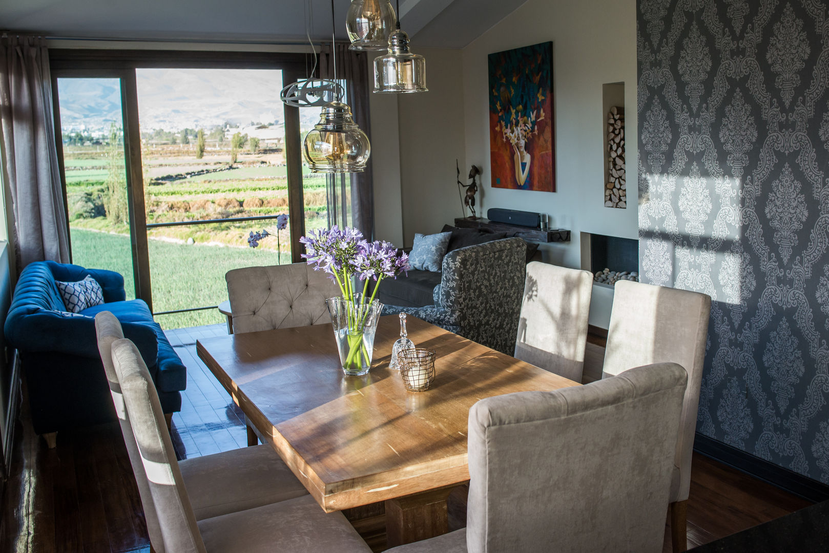 Un Departamento muy Chic!, Azul Azul Classic style dining room Solid Wood Multicolored