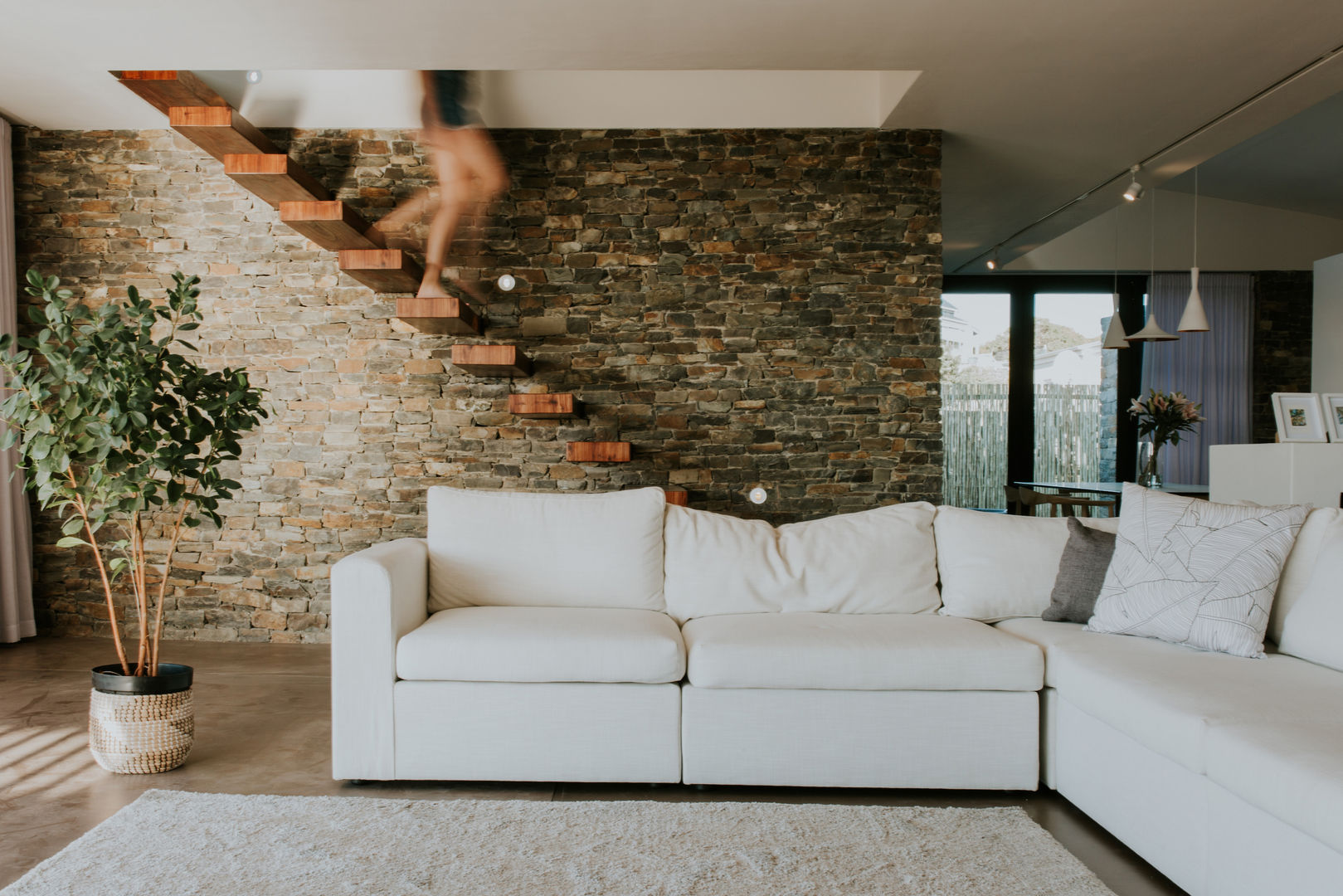 5 Fin Whale Way, SALT architects SALT architects Modern living room