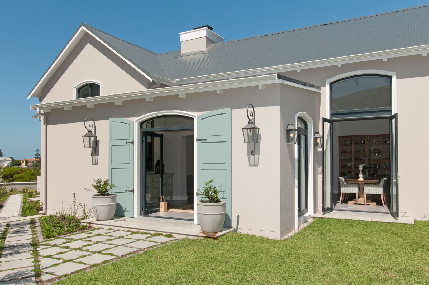 New Build House on Hermanus Golf Course, Overberg Interiors Overberg Interiors Casas clásicas