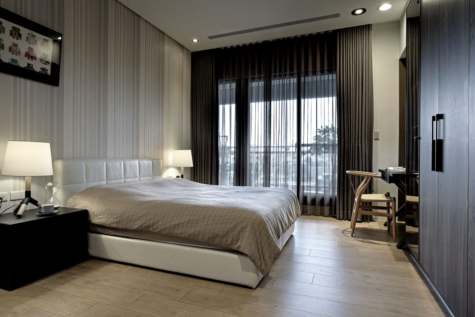 由鉅三希 5F, 台中室內設計-築采設計 台中室內設計-築采設計 Modern style bedroom