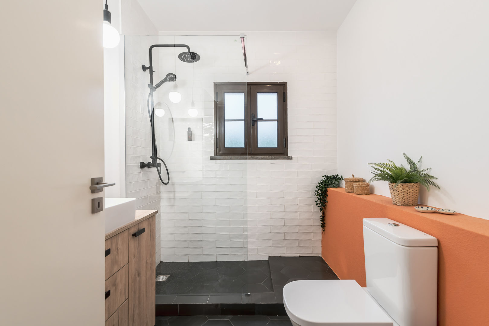 Reabilitação dos interiores em Casa de Campo, Rima Design Rima Design Baños de estilo mediterráneo