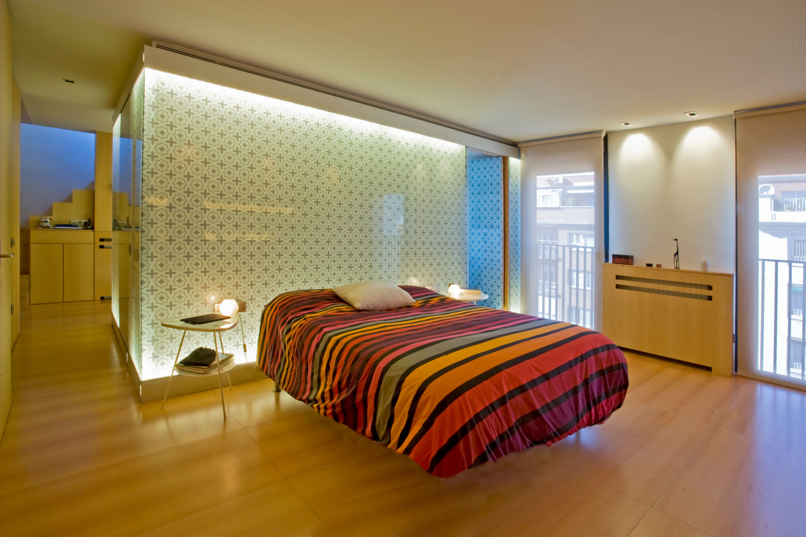 Remodelación Duplex, INFINISKI INFINISKI Спальня в стиле минимализм