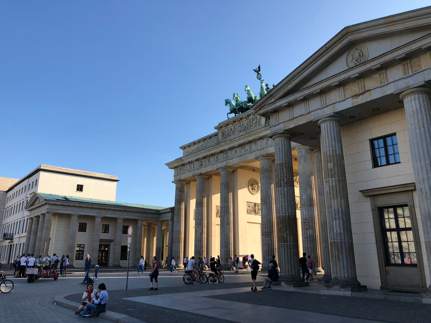 Neugestaltung Entre´´e neben dem Brandenburger Tor, Meyerfeldt Architektur & Innenarchitektur im Raum Hamburg Meyerfeldt Architektur & Innenarchitektur im Raum Hamburg พื้นที่เชิงพาณิชย์ ศูนย์จัดงาน