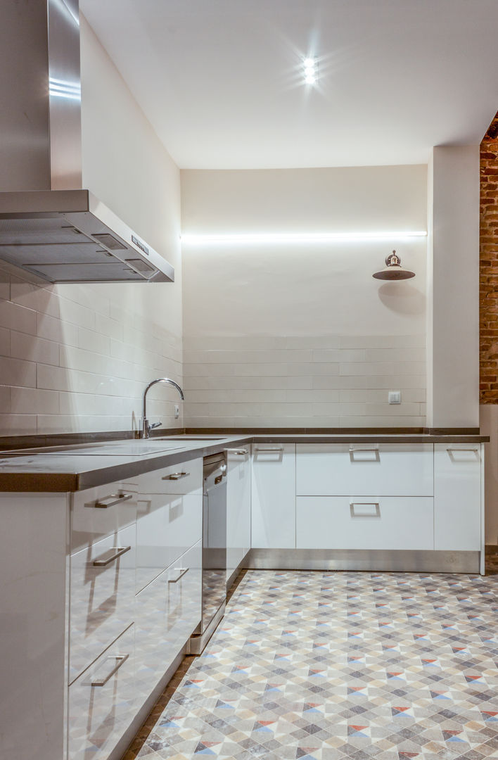 Cocina minimalista Xmas Arquitectura e Interiorismo para reformas y nueva construcción en Barcelona Cocinas a medida