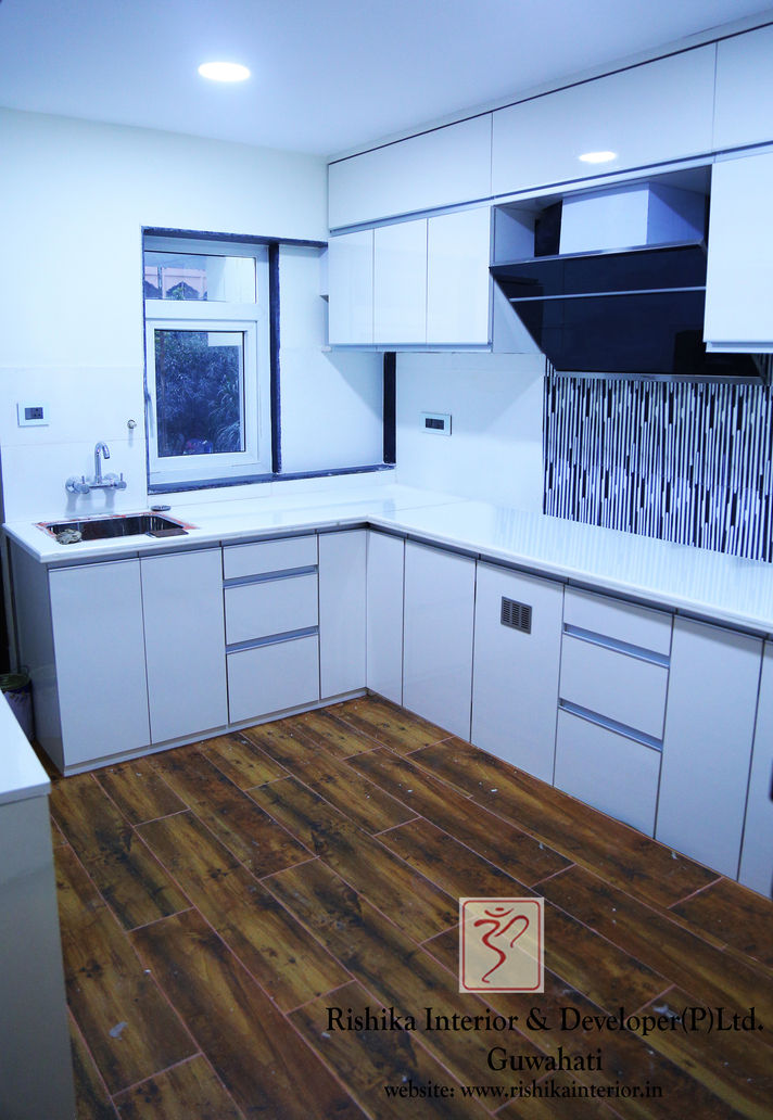 Modular Kitchen layout Rishika Interior & Developer (p) Ltd. Modern kitchen