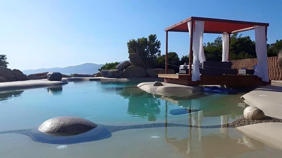 Piscina Naturale homify Bahçe havuzu Taş piscine interrate,bio piscine Varese,piscine Varese,piscine Como,piscine Milano,Progetti piscine,costruzione piscine,piscine naturali,piscine lombardia,piscine di lusso,piscine spiaggia,piscine pietra