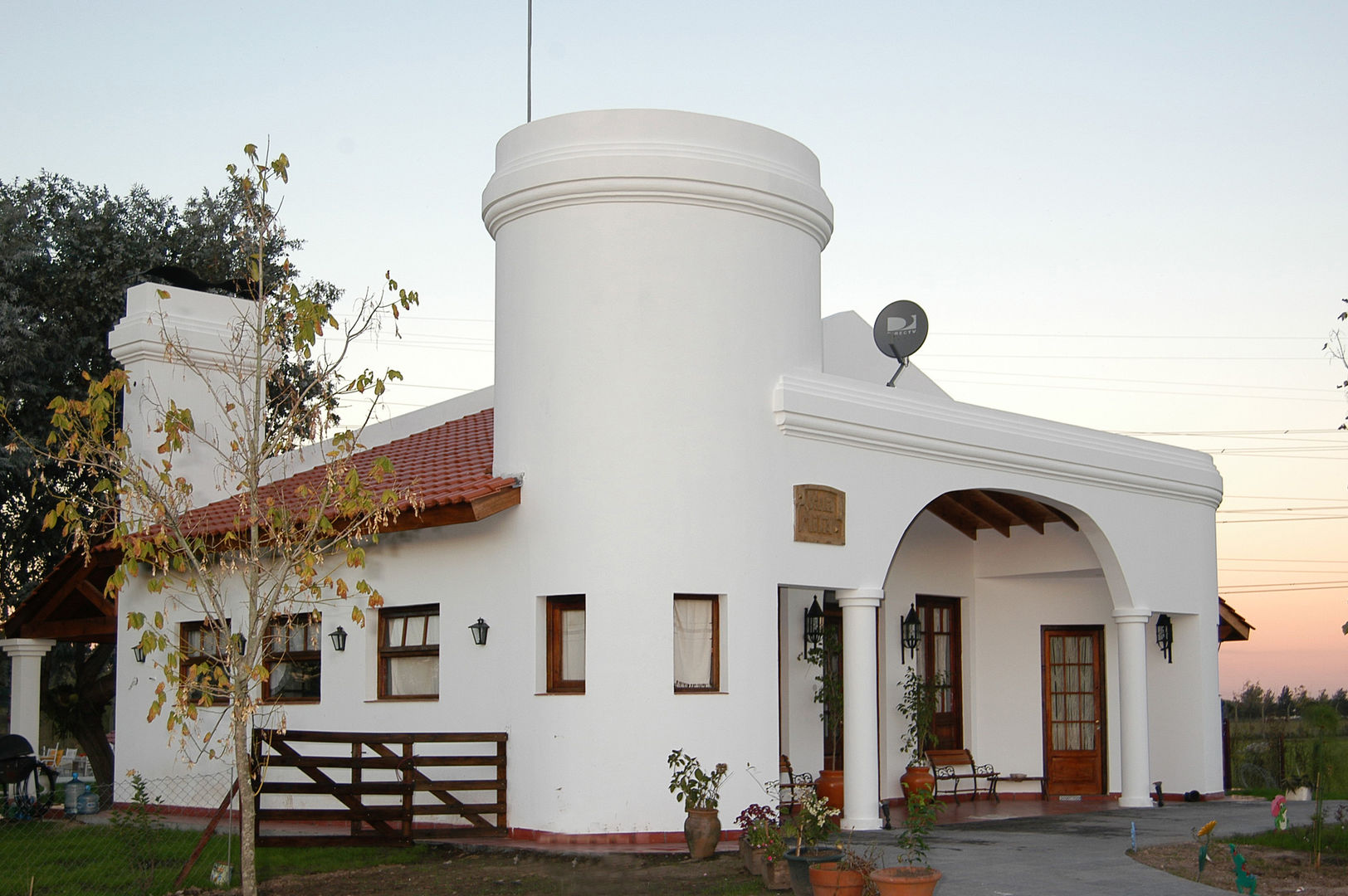 Casa ADPL, Luis Barberis Arquitectos Luis Barberis Arquitectos Villa