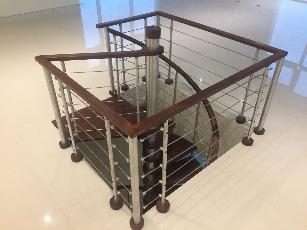 Escalera modelo TOKIO, HELIKA Scale HELIKA Scale Cầu thang Nhôm / Kẽm