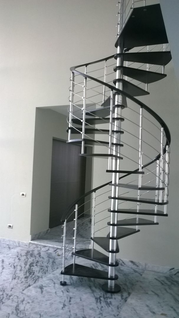 Escalera modelo TOKIO, HELIKA Scale HELIKA Scale Сходи Метал