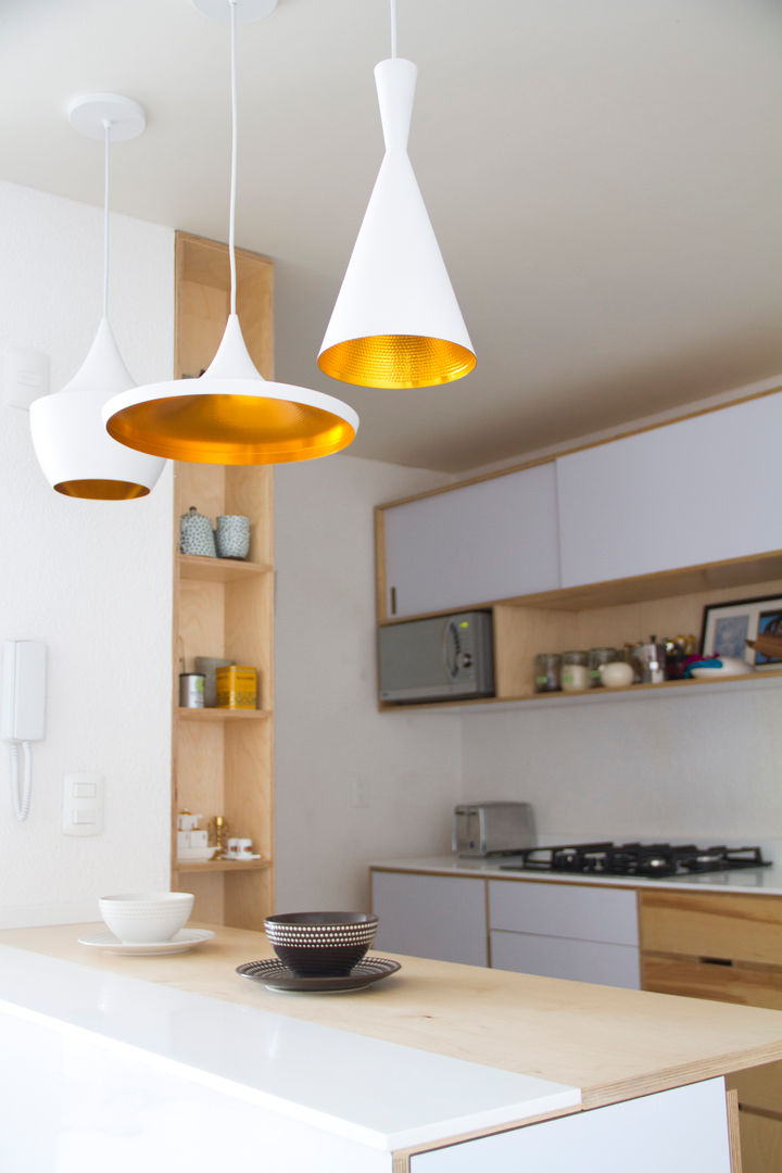Cocina Estilo Nórdico RUMMI Casas modernas: Ideas, diseños y decoración Contrachapado Artículos del hogar