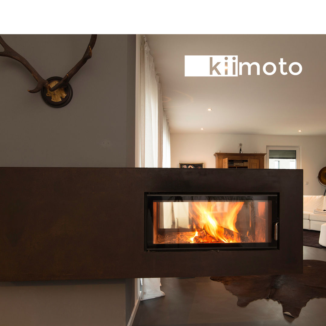 .kii5 | kiimoto - Tunnelkamin und Speicherkamin in einem, kiimoto kamine kiimoto kamine Ruang Keluarga Gaya Rustic Besi/Baja Fireplaces & accessories