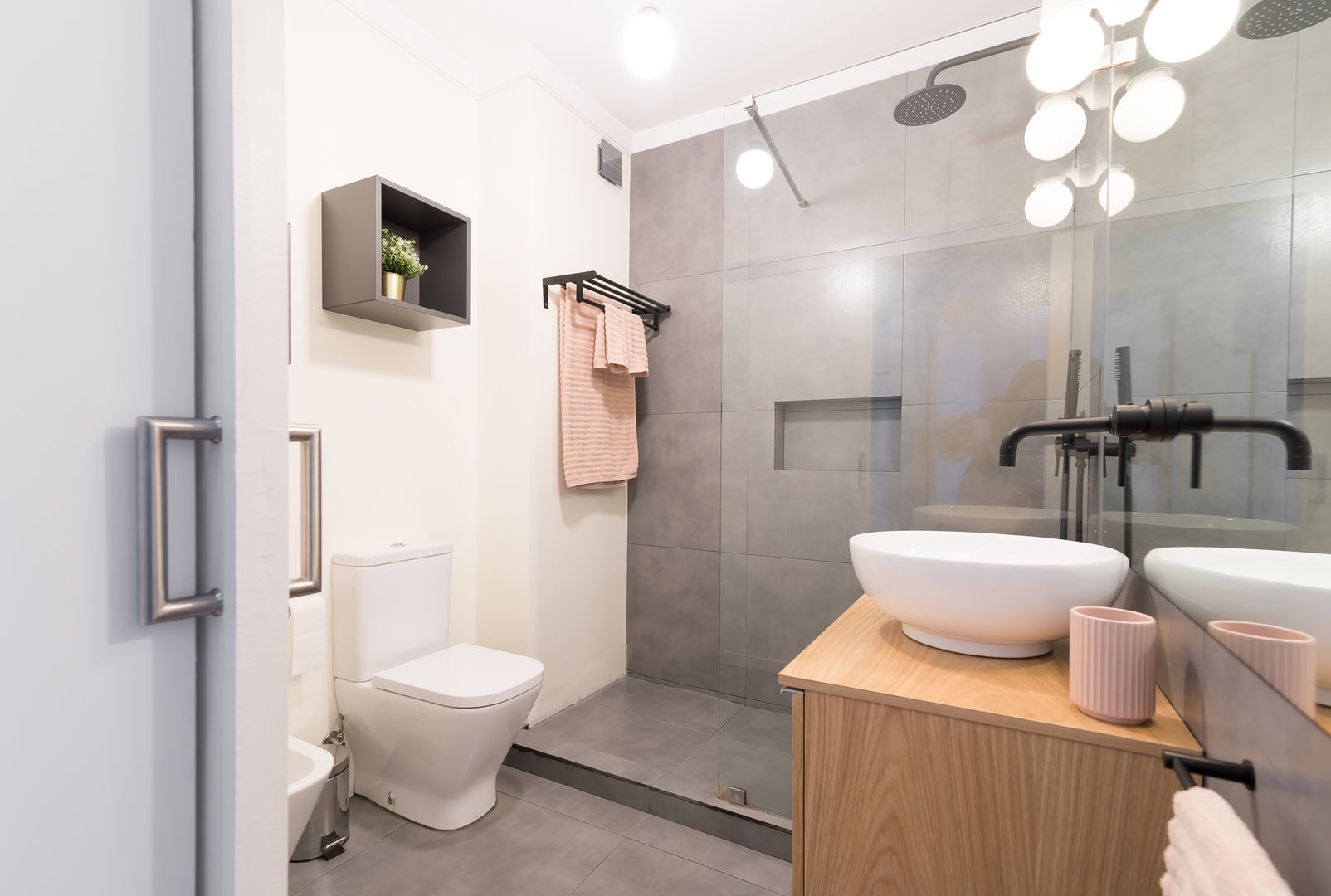 Casa Millenial Pink, Rima Design Rima Design Bathroom