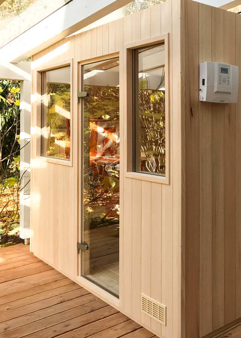 Sauna im Garten | KOERNER Saunamanufaktur, KOERNER SAUNABAU GMBH KOERNER SAUNABAU GMBH ซาวน่า