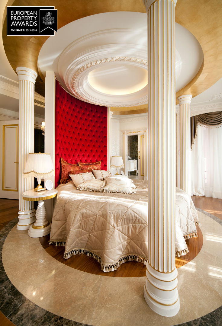 Master Bedroom - 2 / Bosphorus City Villa Sia Moore Archıtecture Interıor Desıgn 小さな寝室 木 木目調 perfect,bed detail,column