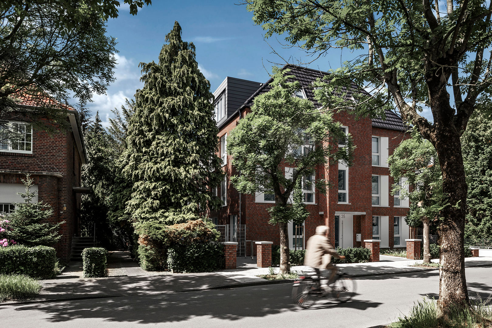 'Sechs Richtige' - Traditionelles Mehrfamilienhaus in Münster, mit 6 Wohneinheiten, Hilger Architekten Hilger Architekten Casas multifamiliares Piedra